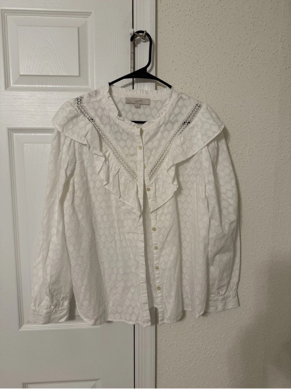 LOFT White Textured Ruffle-Trim Button Blouse
